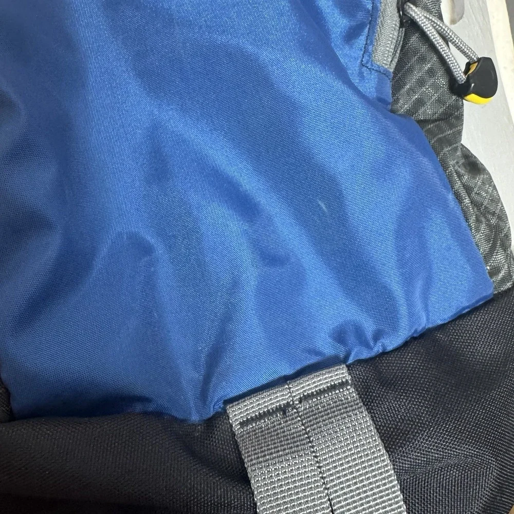 Camelbak Cloud Walker Hydration Hiking Backpack-Blue Grey Black - No Bladder